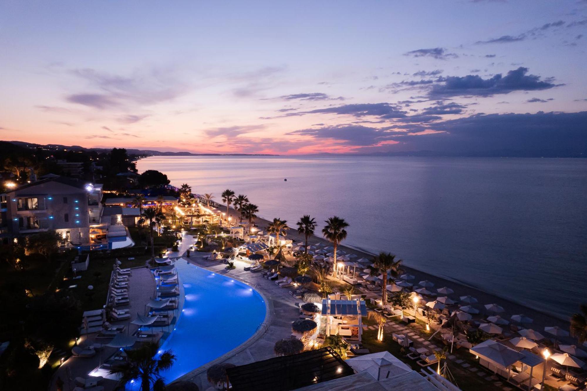 Blue Carpet Luxury Suites Пефкохорі Екстер'єр фото