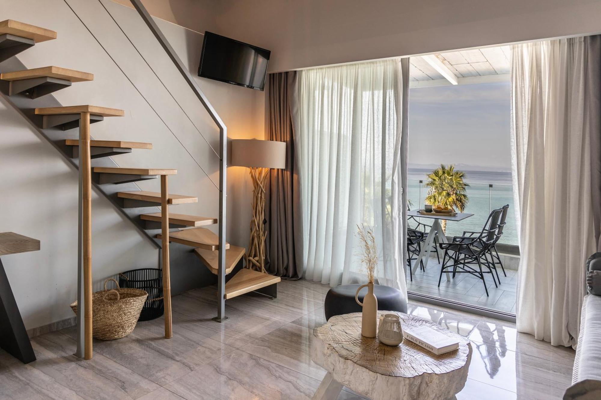 Blue Carpet Luxury Suites Пефкохорі Екстер'єр фото